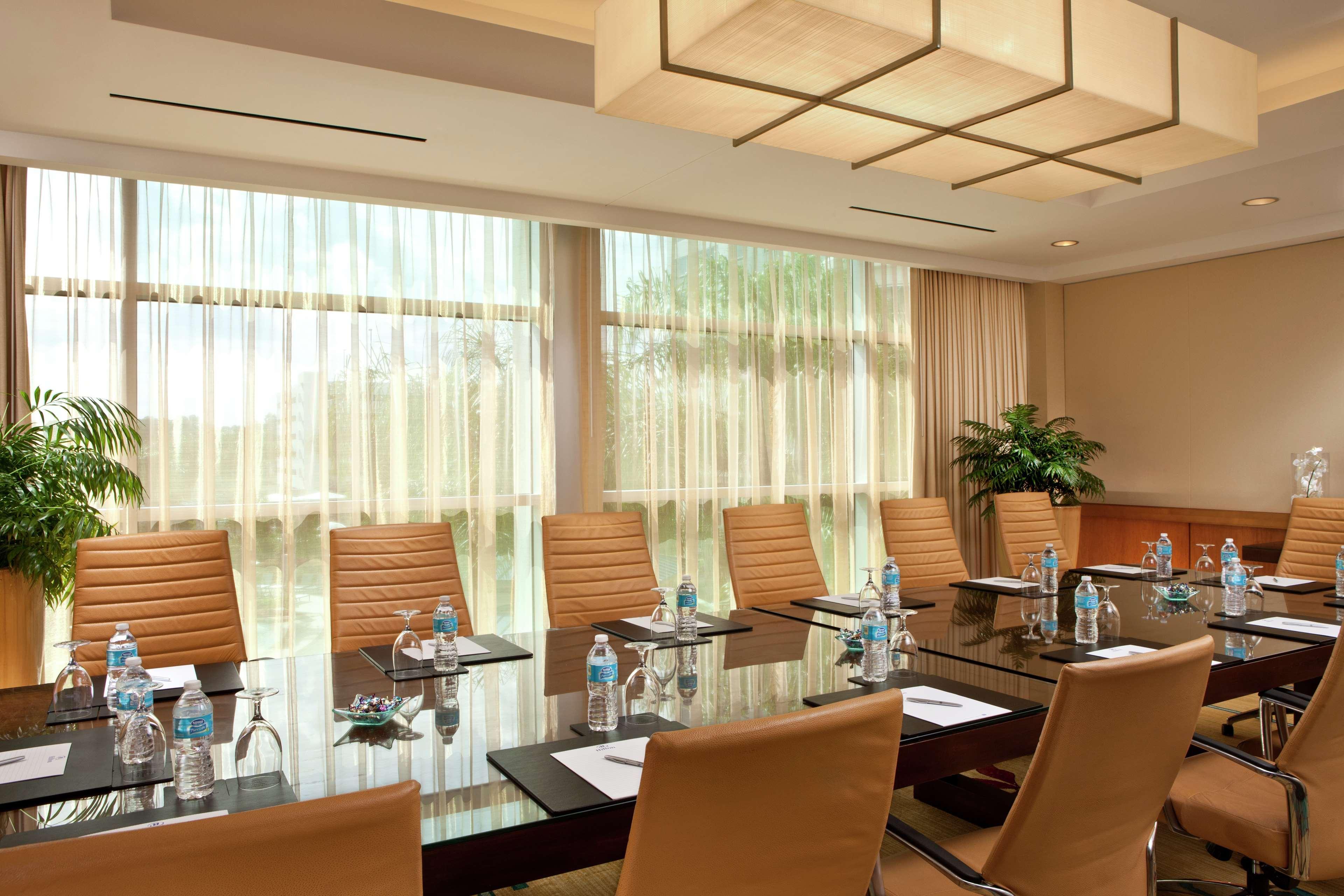 Hilton Orlando Hotel Williamsburg Business photo
